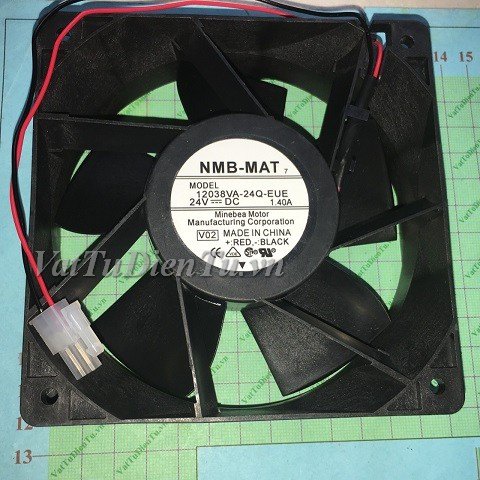 Radiator Cooling Fan For 2006-2011 Ford Crown Vic / Mercury Grand Marquis / Lincoln Town Car 4.6L