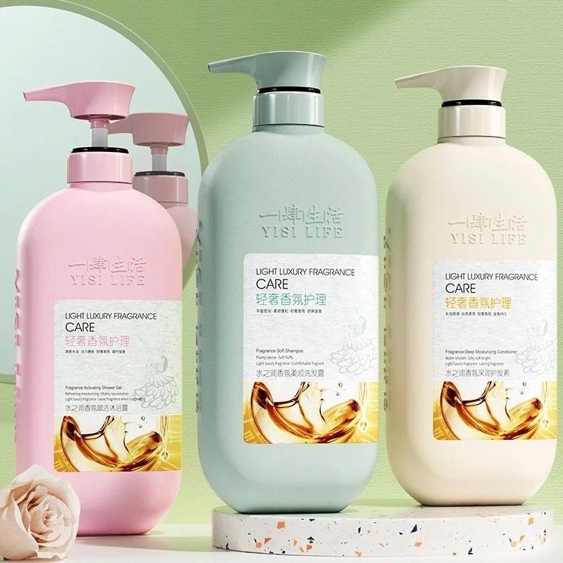sữa tắm dưỡng ẩm cổ xưa mềm da Water Moisturising Light Luxury Fragrance 750ml