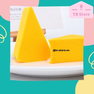 2 mút trang điểm hình phô mai Malian Cheese Puff tam giác góc cạnh