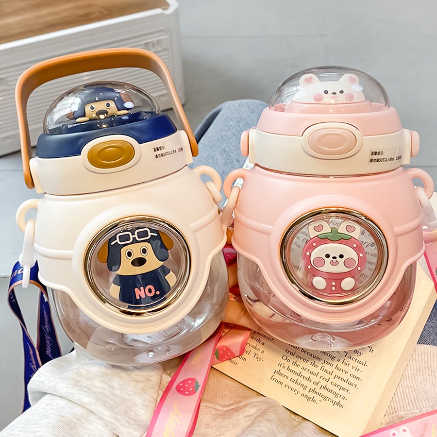 Bình Nước Nhựa Hoạt Hình Con Vật Đáng Yêu Kiểu Dáng Phi Hành Gia Có Ống Hút 1100ml - Bình Đựng Nước Mùa Hè 2023