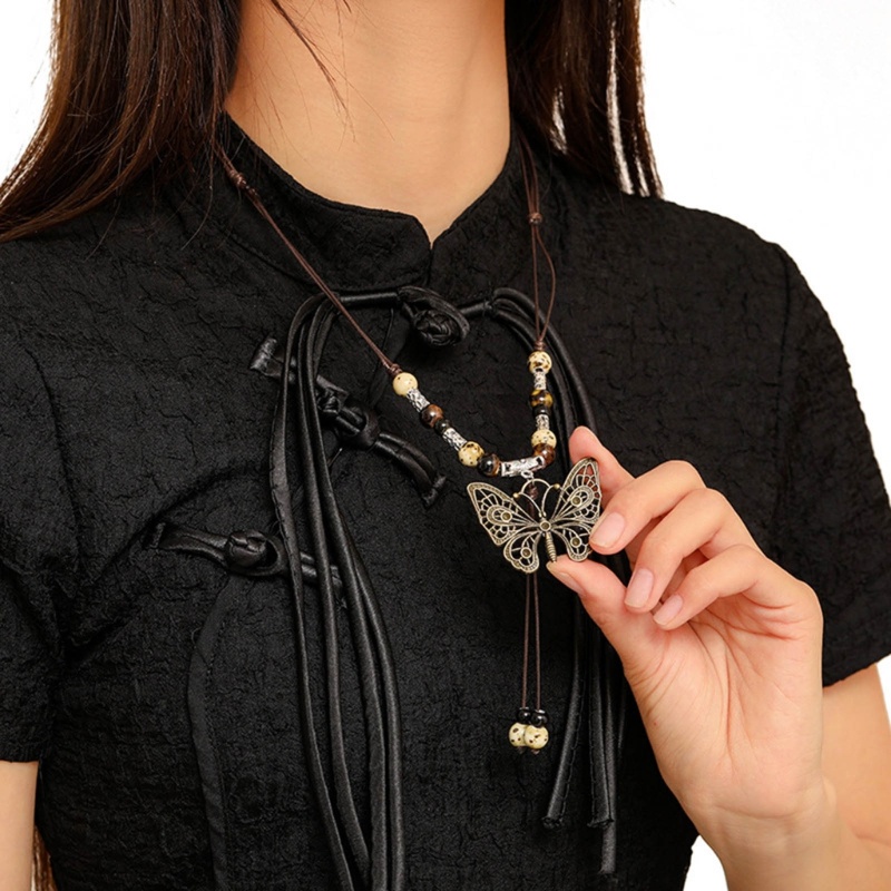 Vòng cổ Hạt Sứ Mặt Hình Bướm Vintage Cho Cặp Đôi