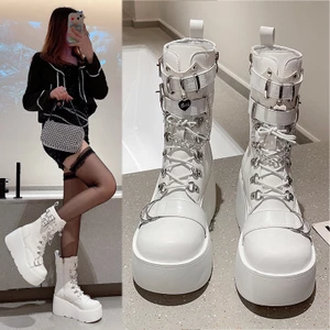 Kích Thước Lớn Nêm Gót Thời Trang Hợp Thời Trang Giày Bốt Nữ Phong Cách Mới Châu Âu Mỹ Punk Phong Cách Đẹp Trai Đế Dày Ống Ngắn Nữ