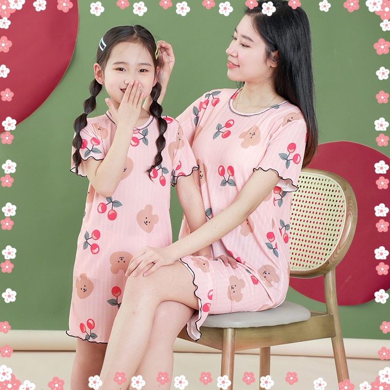 Trẻ Em Váy Ngủ Mùa Hè Mỏng Phong Cách Ice Feel Nữ Nữ Ice Silk Cha Mẹ-Con Mặc Váy Ngắn Tay 100-1