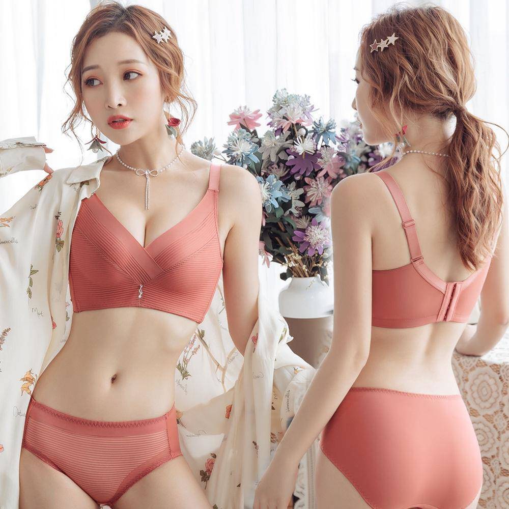 Bộ ngực lớn đậm đặc Không có vòng thép Hỗ trợ hàng đầu Bộ đồ lót Deep v Gợi cảm Có thể điều chỉnh ngực lớn Cô đặc Phiên bản Hàn Quốc Phù hợp thoáng khí Dễ thương Loại có thể điều chỉnh Chống Ex