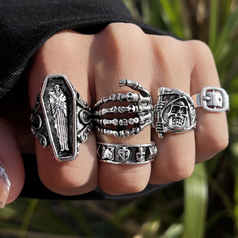 Bộ 5 Nhẫn Hình Đầu Lâu Màu Bạc Phong Cách Punk