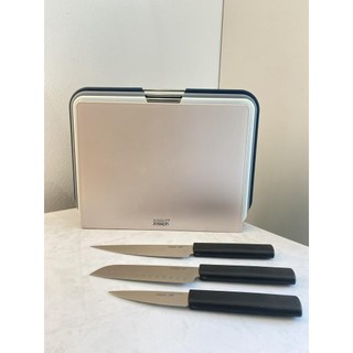 Bộ thớt kèm dao Joseph Joseph 60194 (3 thớt, 3 dao) tiện ích, hạn chế nhiễm khuẩn chéo thực phẩm GermanySnT HCM 120006