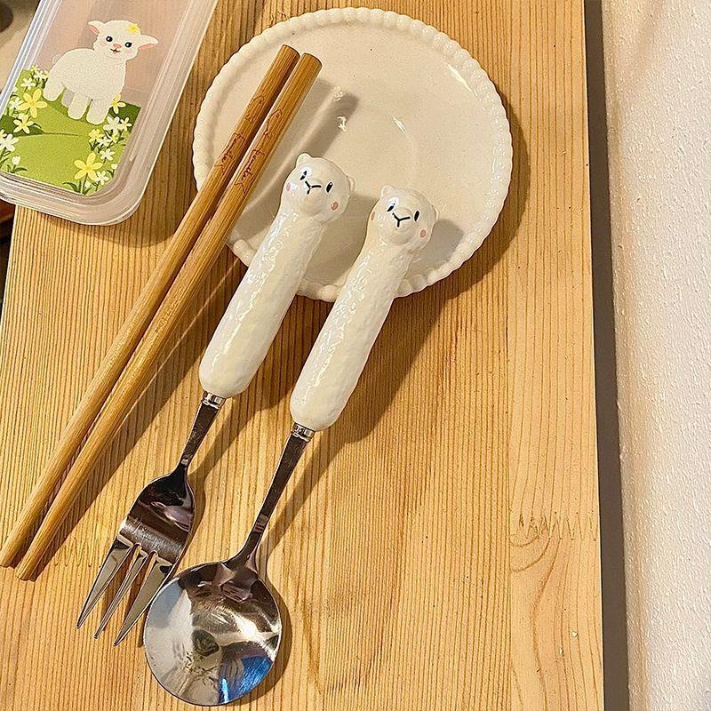 Bộ Muỗng Đũa Nĩa Inox Hình Alpaca Cute Có Hộp – Đồ Ăn Cá Nhân Mang Đi