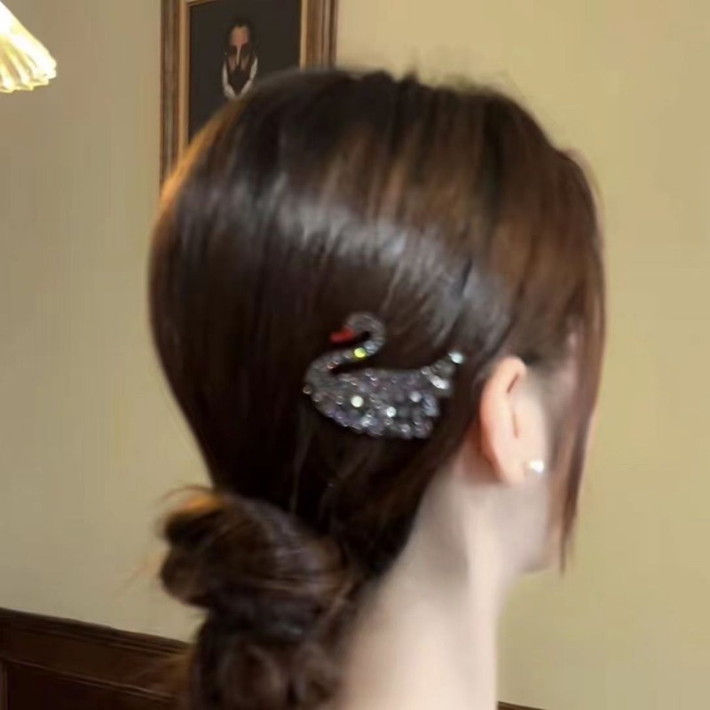 [Yunyuan] Kẹp Tóc Mái Bướm Đính Đá Cao Cấp Thời Trang Mới 2023 Dành Cho Bạn Nữ