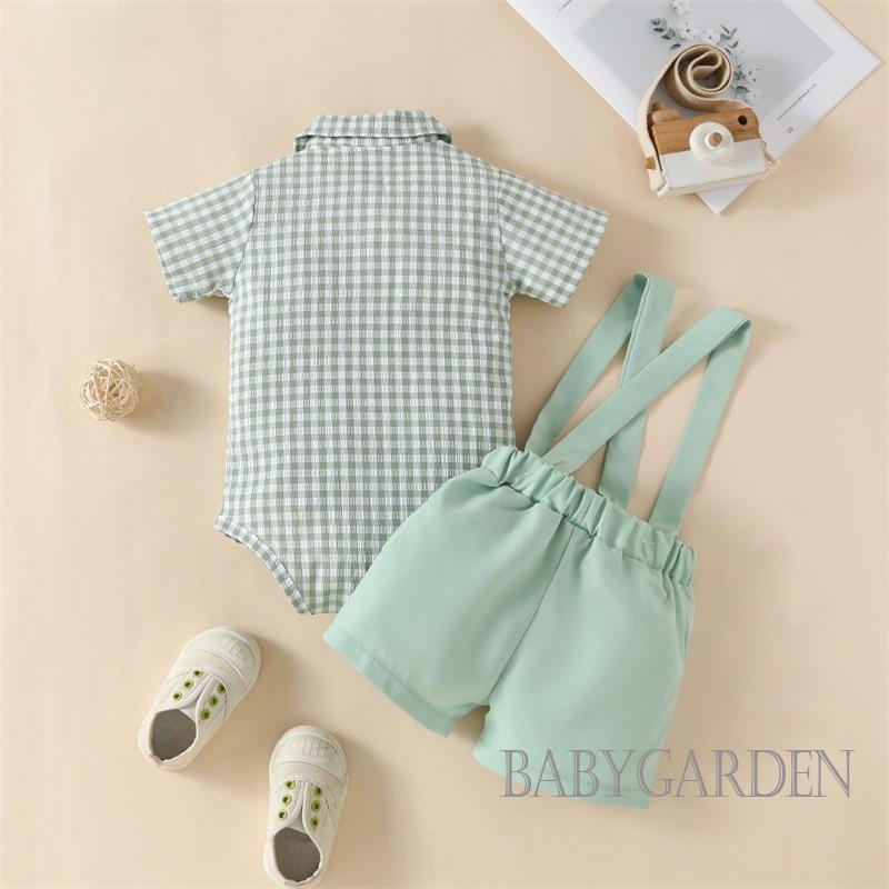 Bộ áo liền quần ngắn tay kẻ sọc sọc và quần Short treo co giãn thông thường