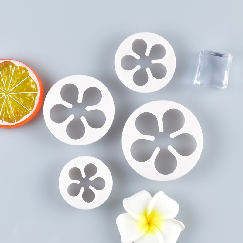 Set 4 Khuôn Cắt Bánh Quy Tạo Hình Hoa Mận / Dưa Hấu Độc Đáo Tiện Dụng