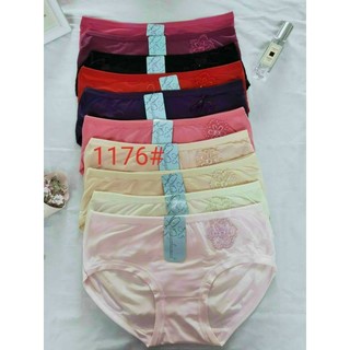 Combo 2 Quần lót Cotton đính hoa thông hơi thoáng mát cho phái nữ dưới 52kg - 1176 (Màu ngẫu nhiên)