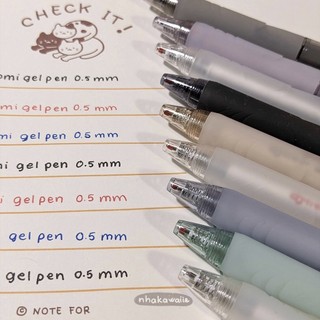 Bút bi bấm mực nước DoMi Gel Pen DM-943 ngòi 0.5mm viết êm tay