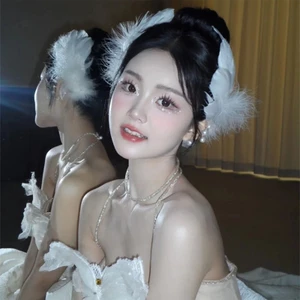 Lovely Hair Clip White Feather Design Hair Barrettes Side Ballet Hair Clip