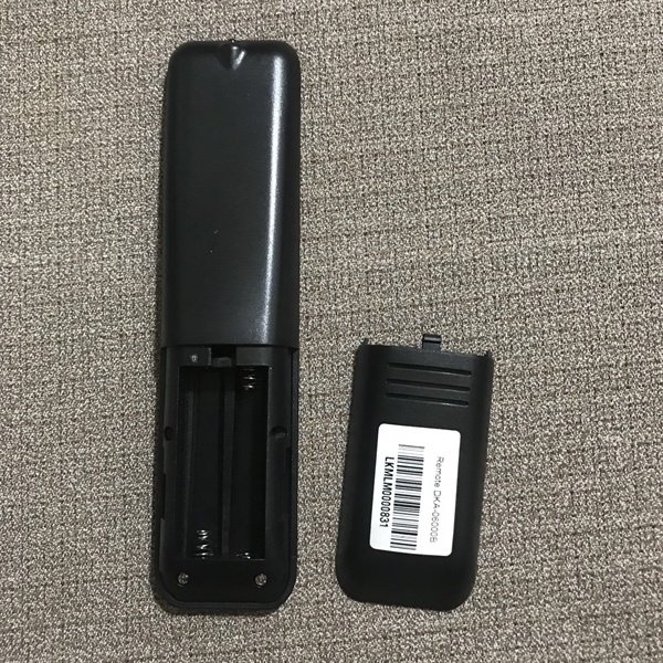 Điều khiển Remote từ xa dùng cho Quạt điều hòa Daikio mau đen - DKA 06000B hàng chính hãng