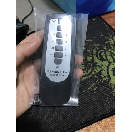 Điều khiển remote dùng cho quạt vinawind điện cơ FOR model QT1500-X hàng mới - tặng kèm pin
