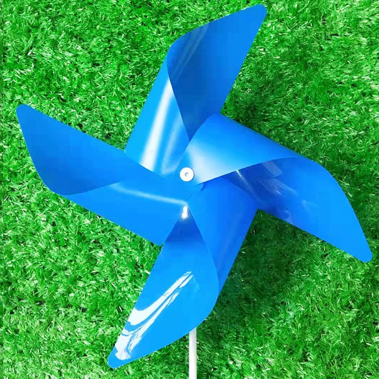 Chong chóng nhựa nhiều màu kèm que cầm