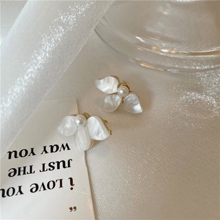 Bông Tai Ngọc Trai Trắng Hình Hoa Nhỏ Đơn Giản Phong Cách Mới