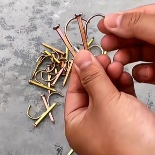 Gói 10 chiếc đinh ghim móc giữ ống nước bằng thép không gỉ độ cứng cao móc giữ ống nước, ống gen điện chắc chắn FE123