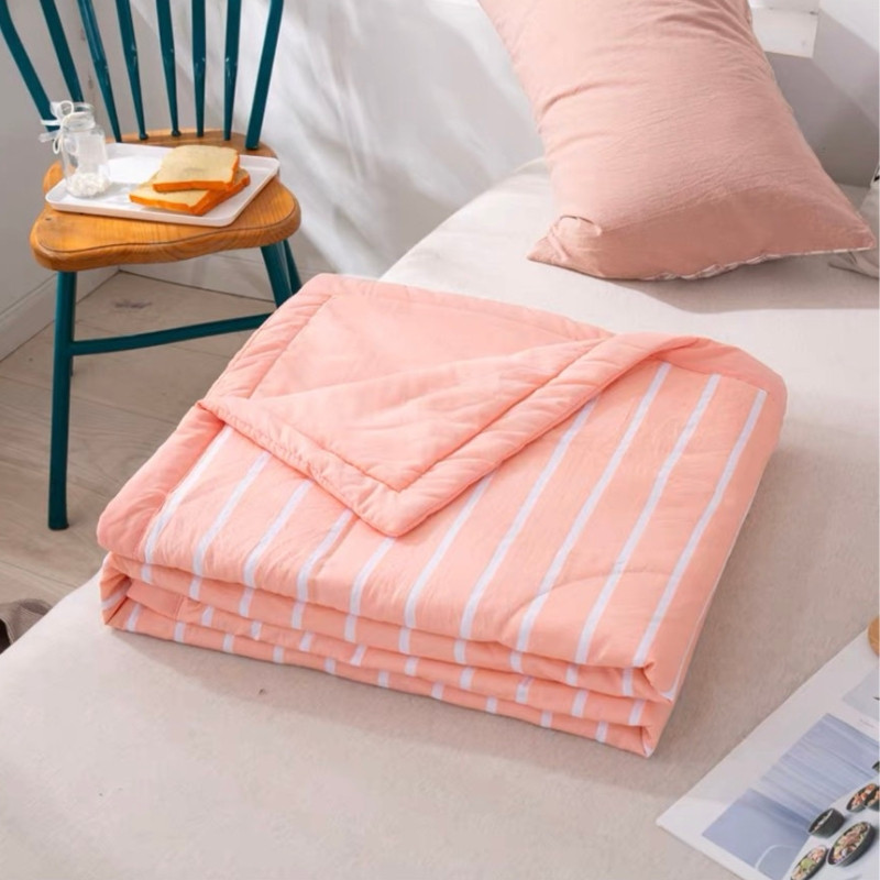 Chăn Văn Phòng Nhỏ Gọn Tiện Lợi Đa Năng Gấp Gọn Chống Nước Siêu Nhẹ Kích Thước 1m2x2m
