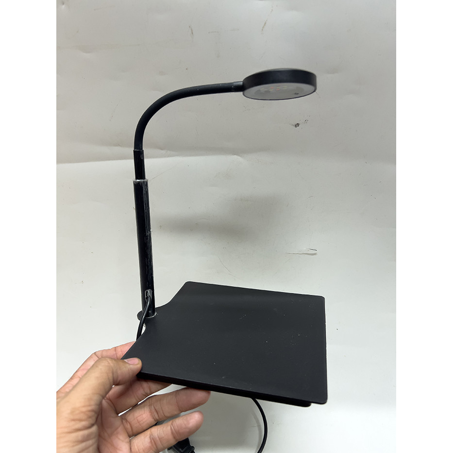 Bộ Đế Nhựa Kèm Đèn Led 3 Chế Độ Màu (5w) Để Trang  Bể Cá 15x15x33cm