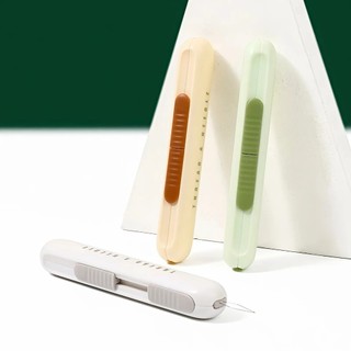 Cây Xỏ Kim & Tháo Chỉ 2in1 – Xỏ Nhanh, Cắt Chỉ Gọn, Dùng Cho May Vá Gia Đình