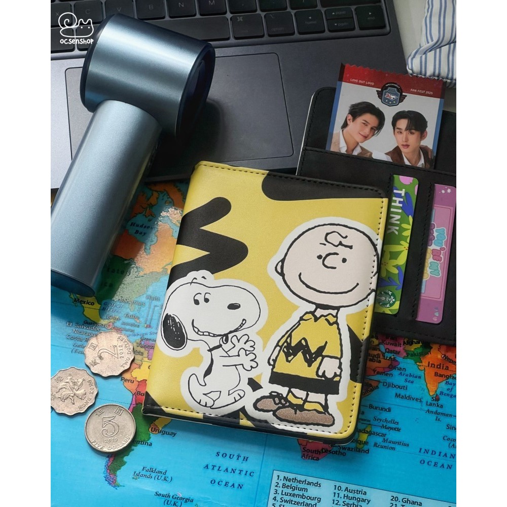 Vỏ passport Snoopy