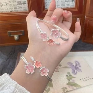 {Tay áo màu đỏ có hương thơm} Vòng tay hoa đào màu hồng phong cách Trung Quốc mới Niche Light Luxury Retro Vòng tay phù hợp