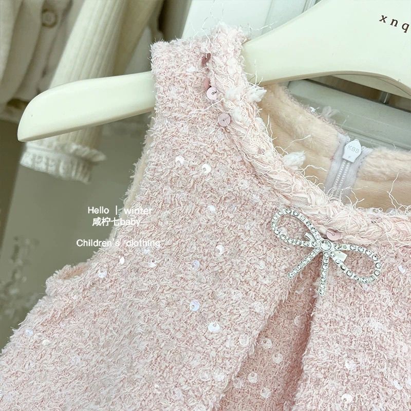 Hàng sẵn có cho bé gái Váy chạy bộ lông cừu mùa thu đông Phong cách mới Thời trang cao cấp Cảm giác bé gái Váy công chúa đính cườm