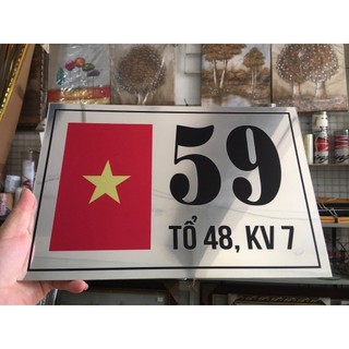 (Giao hỏa tốc) Bảng số nhà in hình lá cờ VN chất liệu alu gương vàng và alu gương trắng in uv, Thiết kế theo yêu cầu