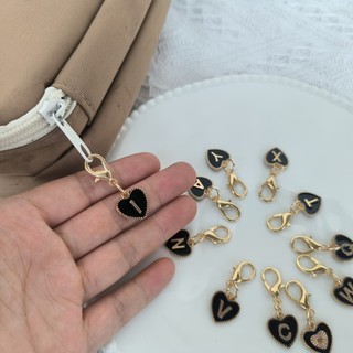 1 Cái Mới 26 Letter Tôm Hùm Khóa Đen Trái Tim Chữ Móc Khóa Thích Hợp Cho Túi, Ví, Hộp Tai Nghe, Chìa Khóa DIY Phụ Kiện Mặt Dây Chuyền