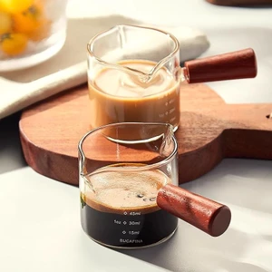 Cốc chiết xuất cà phê espresso có vạch chia tay cầm gỗ