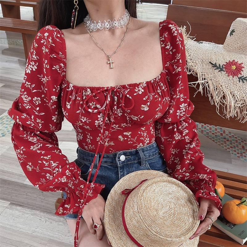 Áo Sơ Mi Nhỏ Cổ Tích Siêu Đẹp ~ Mùa Xuân Mùa Hè Phong Cách Pháp Đèn Lồng Cổ Vuông Dài Tay Áo Sơ Mi Hoa Đỏ Dây Rút Không Eo Đi Biển Kỳ Nghỉ Áo Sơ Mi Ngắn Voan Cổ Thấp Gợi Cảm Top Bong Bóng Vàng Tay Ngắn
