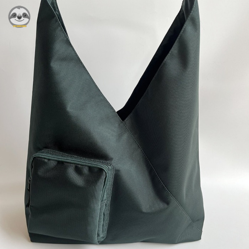 Phong cách Nhật Bản Muji Style / Túi tam giác khí quyển đơn giản / Túi đeo vai đeo chéo nhẹ / Túi xách dung tích lớn