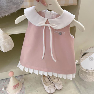 Mùa hè mới cô gái màu hồng đầm
