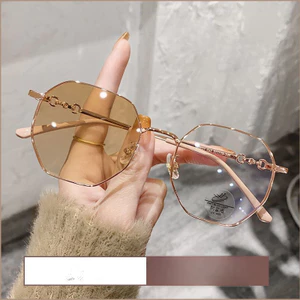 【-0°~ -400°】 Kính cận thị đổi màu cho nam và nữ, kính phẳng chống ánh sáng xanh, gọng dây vàng bảo vệ mắt, làm cho khuôn mặt trông nhỏ hơn, kính đổi màu
