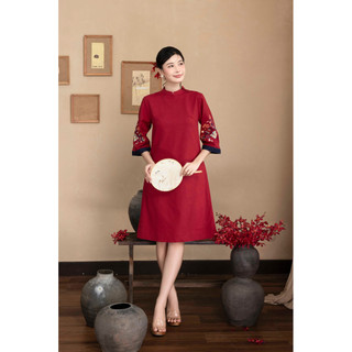 SWANLAKE | Váy Đầm Phom A Cổ Trụ Tay Lỡ Vải Linen Thêu Hai Cánh Tay Đi Tết Đi Chơi - D12158