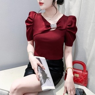Áo sơ mi tay ngắn cổ chữ V có nơ năm 2025, ôm vừa vặn, thiết kế puff thanh lịch