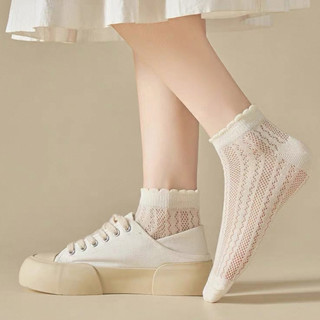 Tất ren phong cách múa ba lê cho nữ | Hỗn hợp Cotton-Polyester thoáng khí, Vớ ngắn thời trang mùa hè với thiết kế đục lỗ thanh lịch, màu trắng sữa