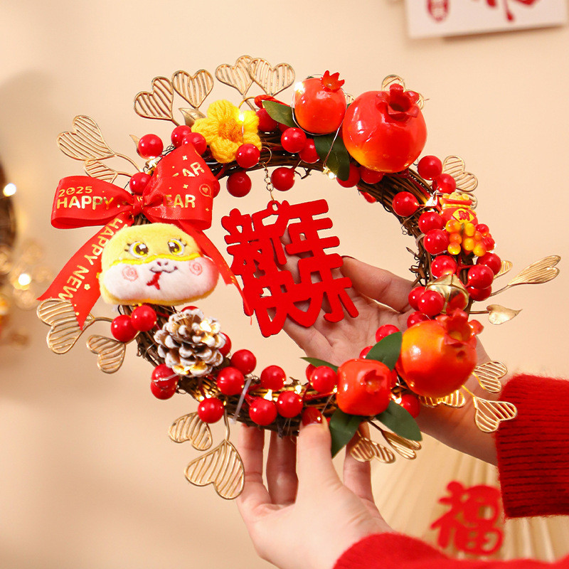 Năm Mới Trang Trí Mặt Dây Chuyền Năm Mới Vòng Hoa Trang Trí 2025 Năm Rắn Trang Trí Trung Quốc Táo Gai Vòng Hoa Cửa Treo Handmade Vòng Hoa Trang Trí Vòng Hoa Fu-Character Đèn Lồng