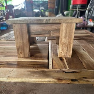 Ghế gỗ tràm tự nhiên. Loại nhỏ cao 14cm dài 24cm ngang 19cm. Ghế dùng gác chân, ngồi ăn, decor phòng. Giá rẻ