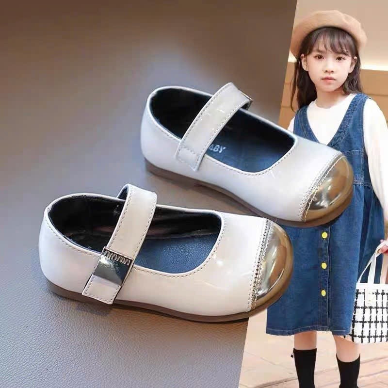 Giày bệt tập đi mũi vàng da PU bóng mềm nhẹ cho bé gái - Giày búp bê quai dán đính chữ min dễ thương cho bé  5906