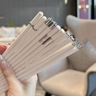 Set 5 đôi đũa ăn cơm trắng bạc chất liệu sợi thủy tinh không mốc kháng khuẩn chịu nhiệt cao cấp