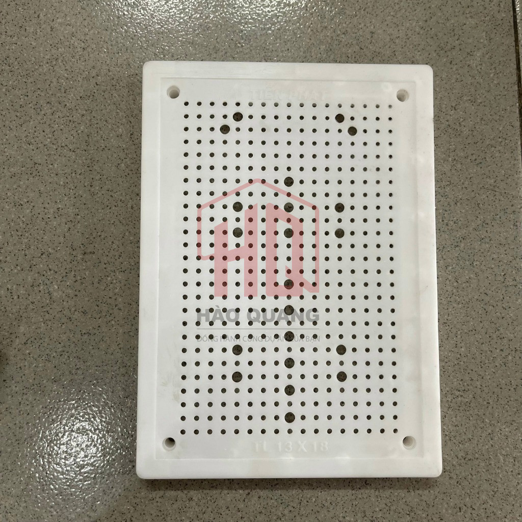 Táp Lô Điện Nhựa 16x20cm Loại Tốt – Bảng Gắn Linh Kiện, Khoan Sẵn Nhiều Lỗ, Dễ Lắp Đặt
