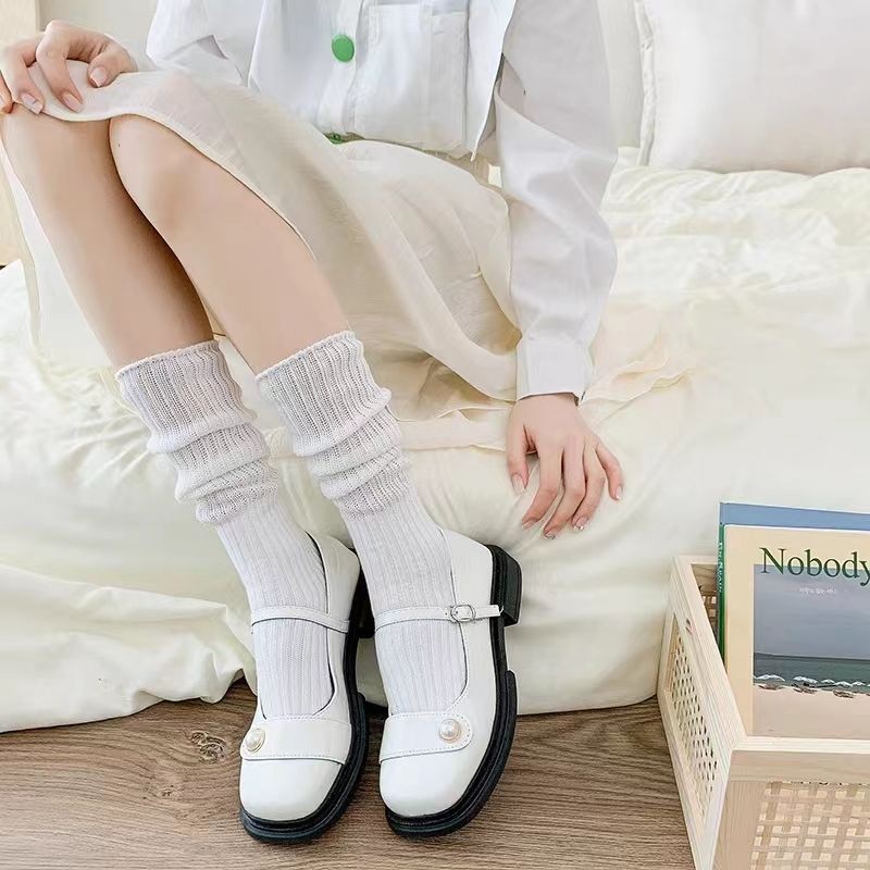 Tất cao đến đầu gối nữ màu đen  xám và be