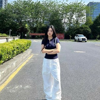 Áo kiểu croptop nữ babytee tôn dáng gồm 5 cúc cài thêu chữ RN