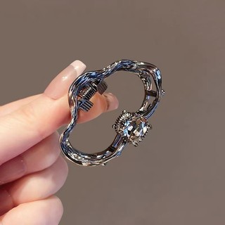 MAUROPOLI [Sẵn Sàng] Phong Cách Mới Cao Cấp Chất Lỏng Tinh Tế Đám Mây Cá Mập Kẹp Tóc Nửa Phần Đầu Lưng Thời Trang Điểm Kim Cương