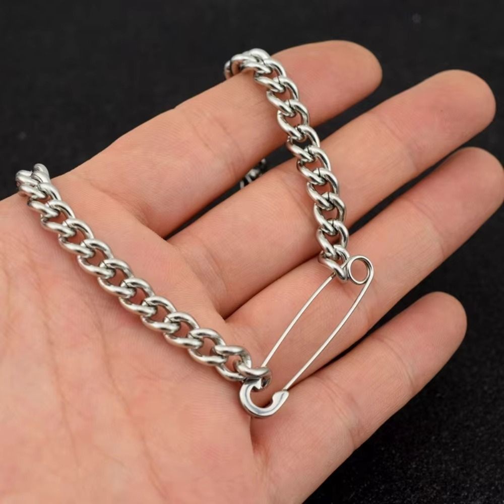Vòng Cổ Pin Sáng Tạo MERIGGIARE, Vòng Cổ Pin An Toàn Thiết Kế Cao Cấp Gió Lạnh, Vòng Cổ Chuỗi Xương Đòn Bạc Đơn Giản Nữ