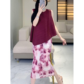 Miyake áo thun xếp ly cho nữ, thời trang sang trọng mùa hè với thiết kế đơn giản cổ tròn màu trơn