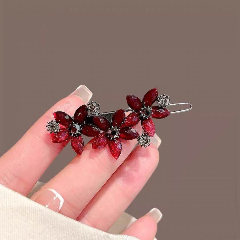 MAUROPOLI [Sẵn Sàng] Phụ Kiện Tóc Đỏ Năm Mới Kim Cương Giả Cao Cấp Hoa Kẹp Tóc Nữ Nổ Bên Kẹp Ếch Khóa Kẹp Phẳng