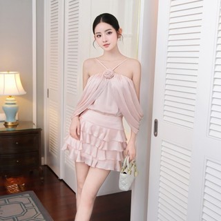 Set áo váy tơ tằm gân hồng Khiết Style thiết kế bèo tầng phối tay áo đổ rũ mềm, ấn tượng phong cách tiệc tùng KS239
